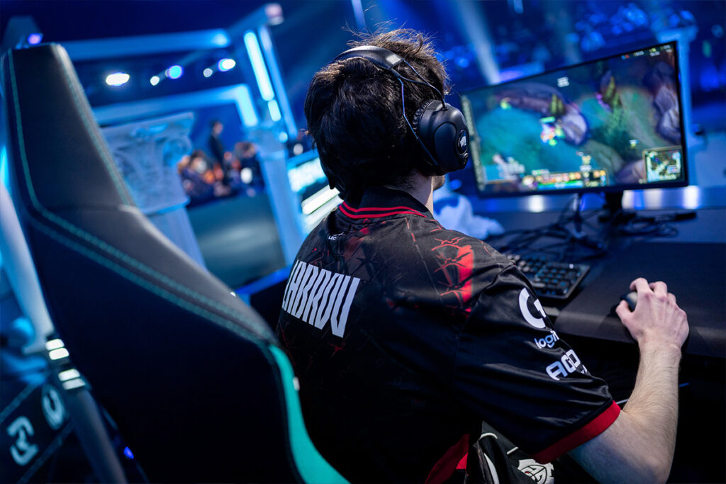 Daftar Turnamen Online dengan Hadiah Besar di Desember 2025